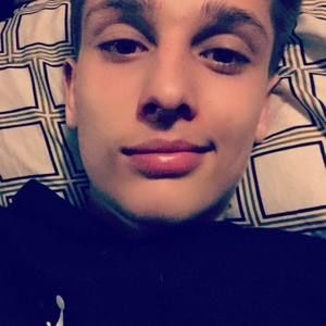 Meet your Posher, Devon